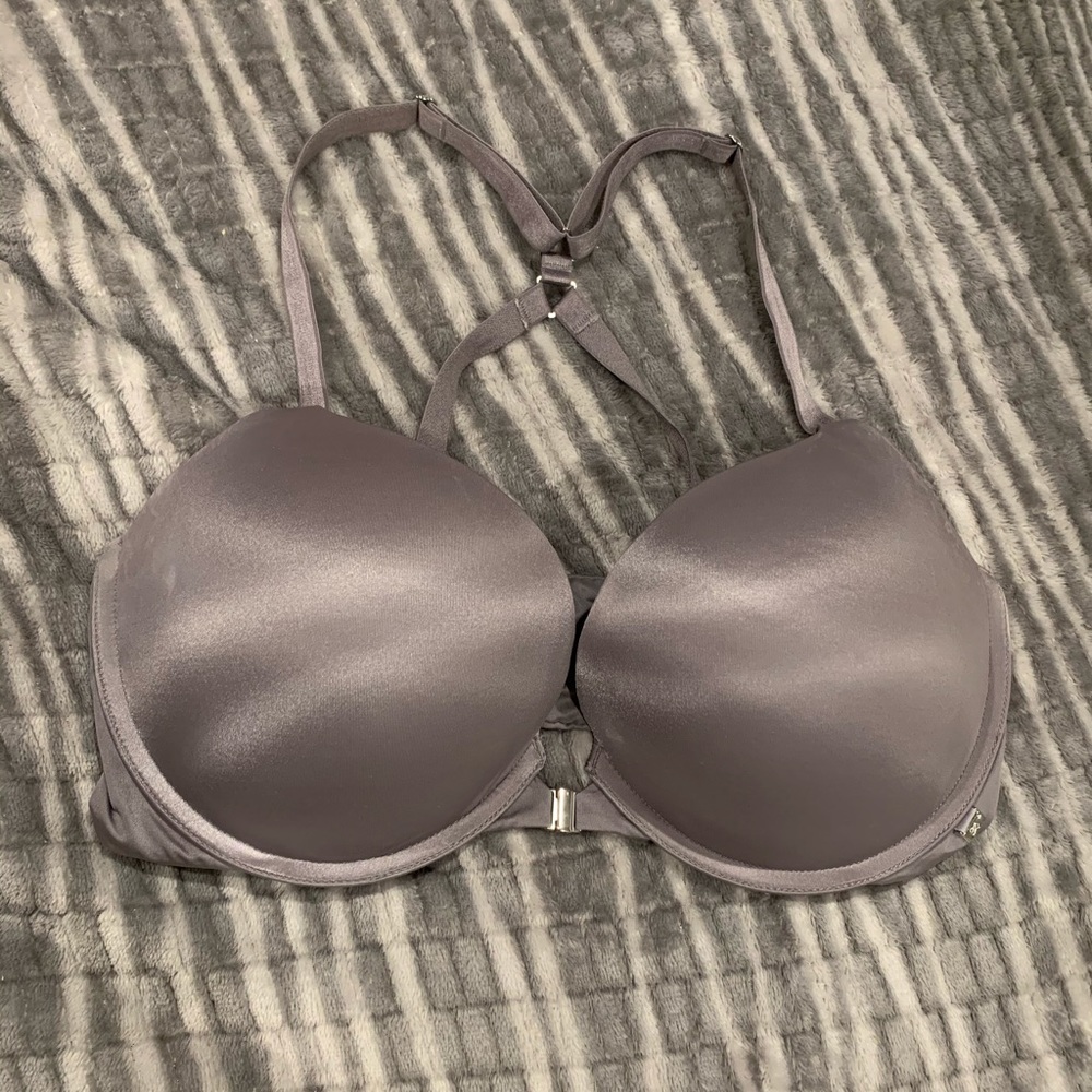Front clasp push up bra